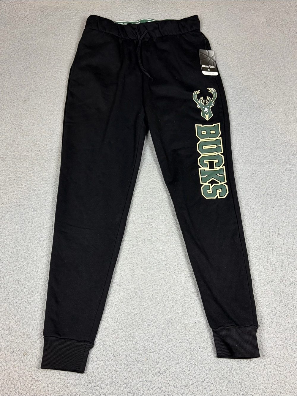 NWT Milwaukee Bucks Jogger Men's Small Black Logo Sweatpants Athletic Basketball